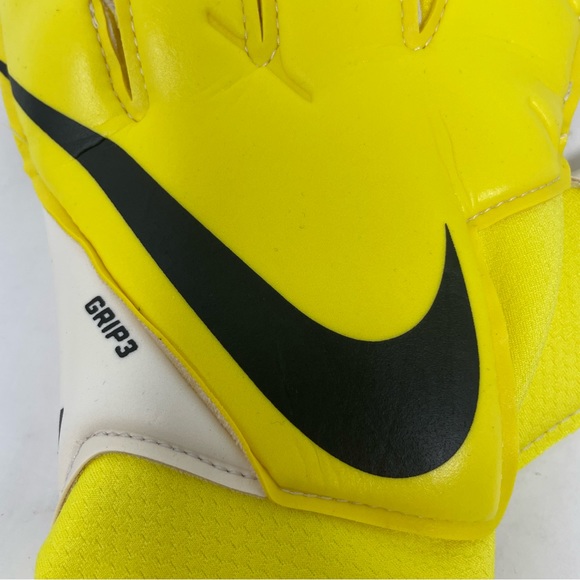 New Nike GK Vapor Grip 3 Goalkeeper CN5651-765 Yellow Strike/White/Black - Picture 3 of 9